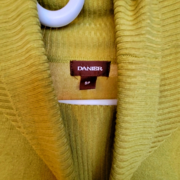 Women's Long sleeve - Picture 3 of 3